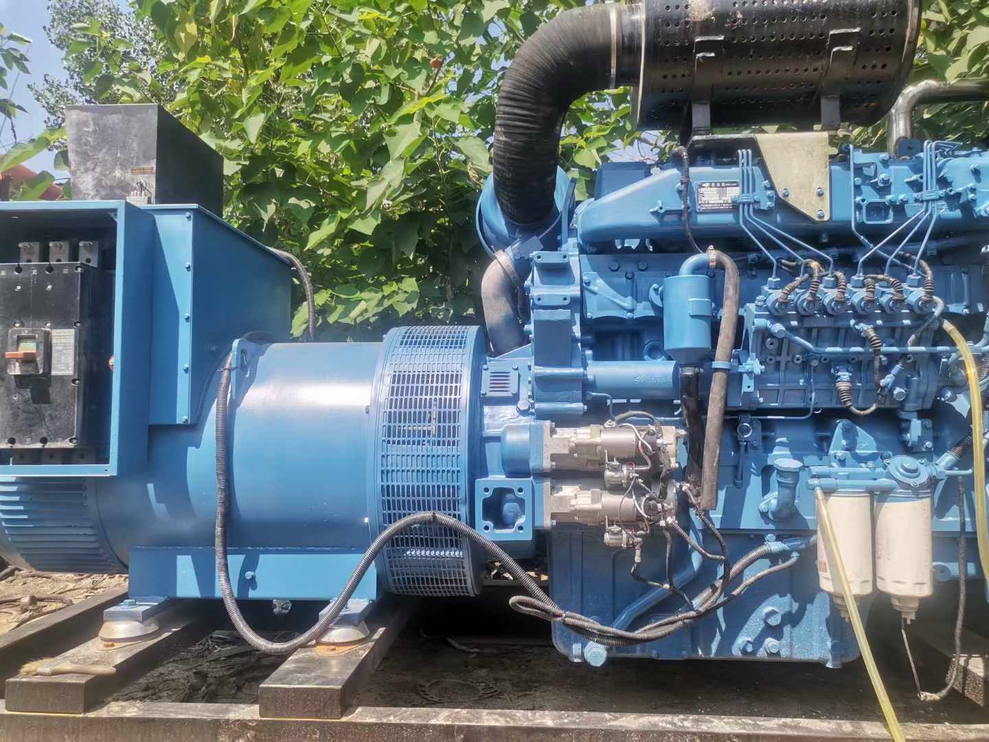 嘉定详细说明降低 800kW 柴油发电机输出电流波动的方法