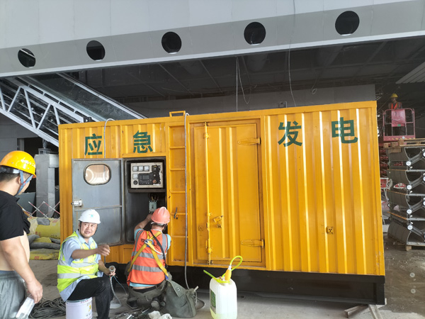 嘉定怎样判断空气滤清器是否需要更换？